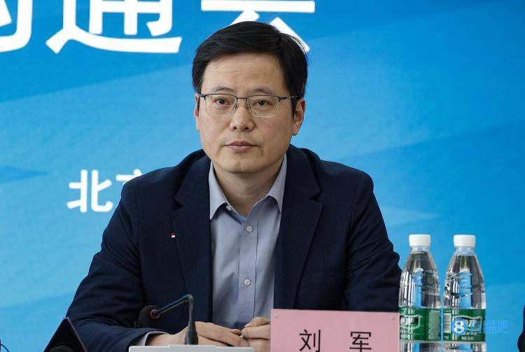 而现在，这么个近乎完美的女人[笔趣阁www.sbiquge.co]，很快就将是他的了，这让他的内心如何不激动兴奋。